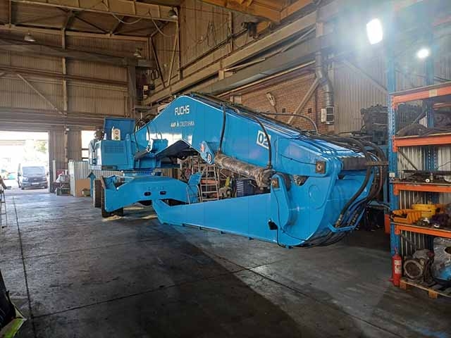 Грейферный погрузчик FUCHS MHL 360