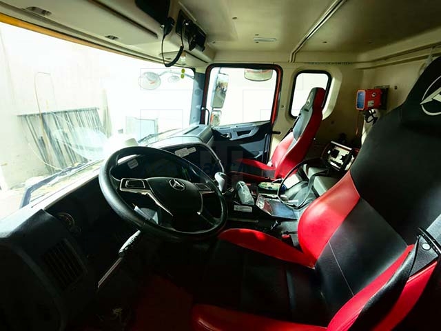 Салон автобетононасоса SANY SYG5370THB-490C-10